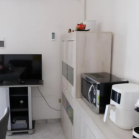 Apartamento A Casa Di Doralucia - A 700 M Dal Lungomare Di *